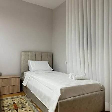 Apartment Urban Comfort Downtown