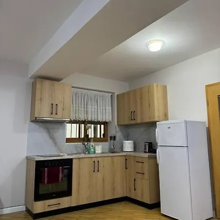 Apartment Urban Comfort Downtown Tirana